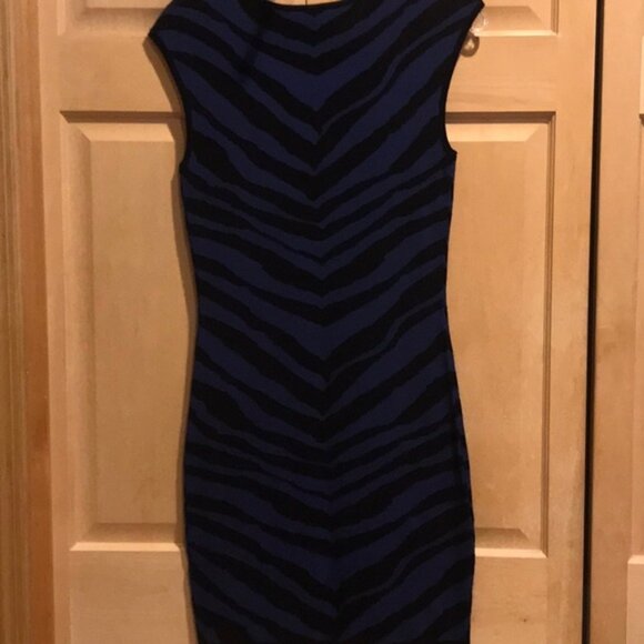 Express sweater dress - Picture 5 of 6